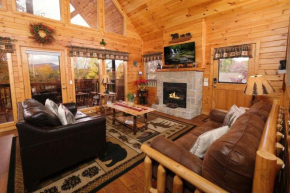 Spacious 3BR Hot Tub FIRE PIT Pool Table FREE Attraction Tickets